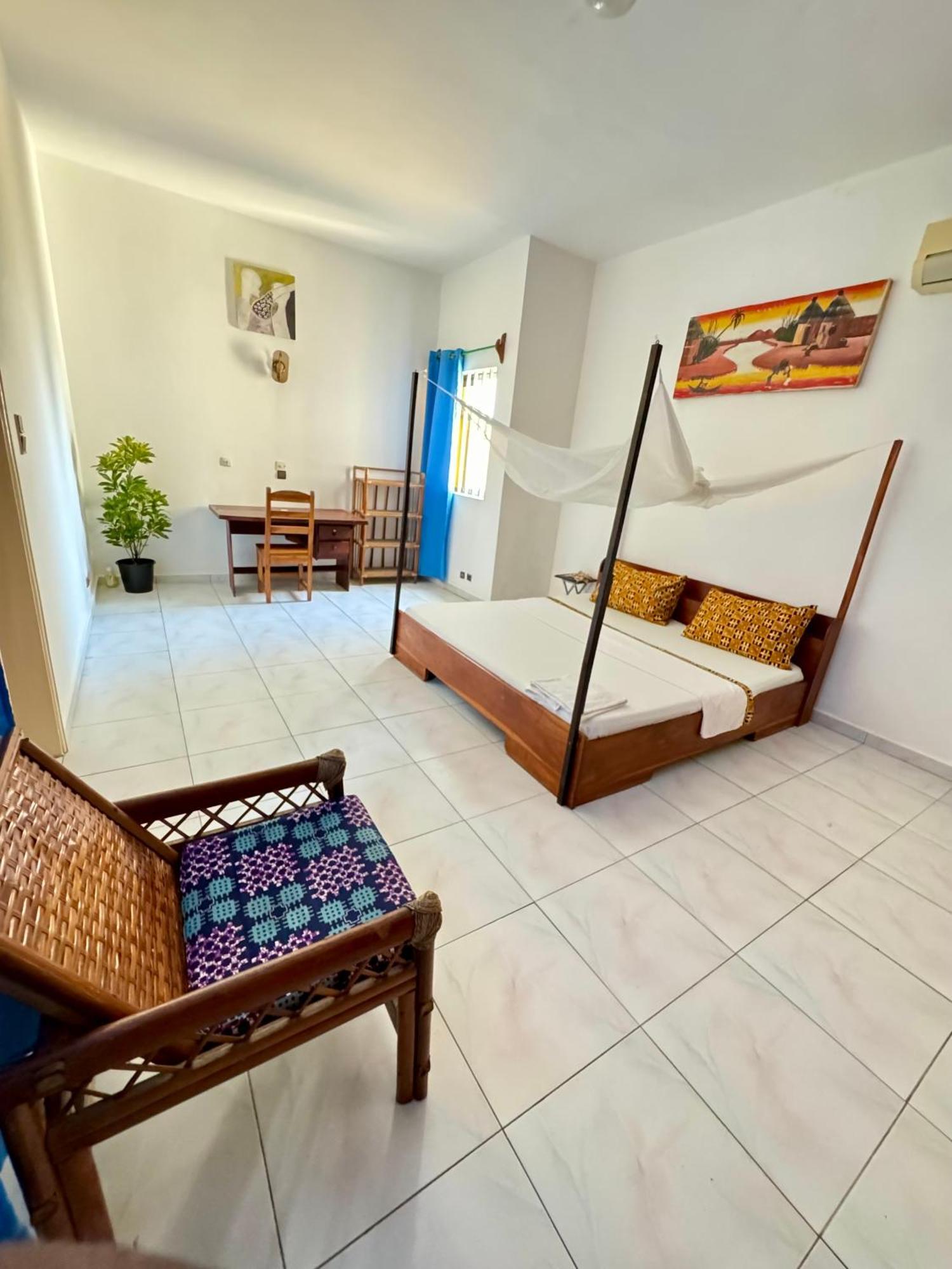 Guesthouse Cocotiers コトヌー エクステリア 写真